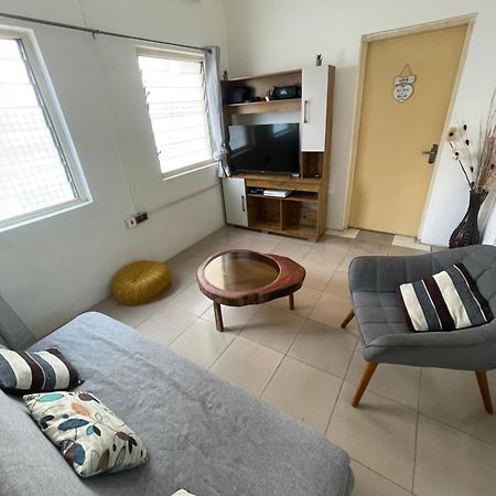 Big & Confortable House In Oxford Street Barnor Apartment Accra Exterior foto